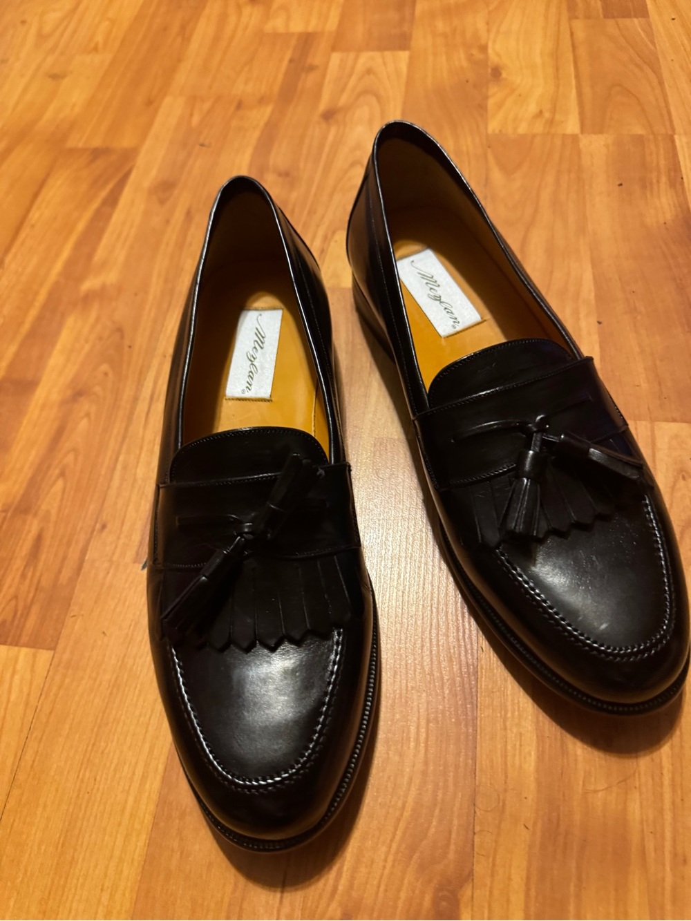 Mezlan Black Leather Tassel Kiltie Loafers